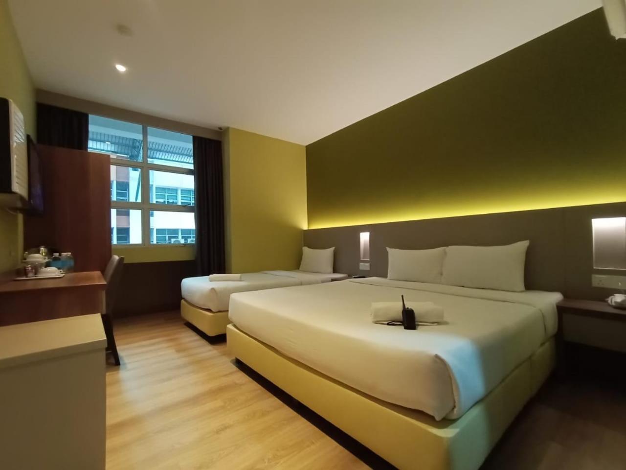 Yee Hotel Permas Jaya Johor Bahru Exterior foto